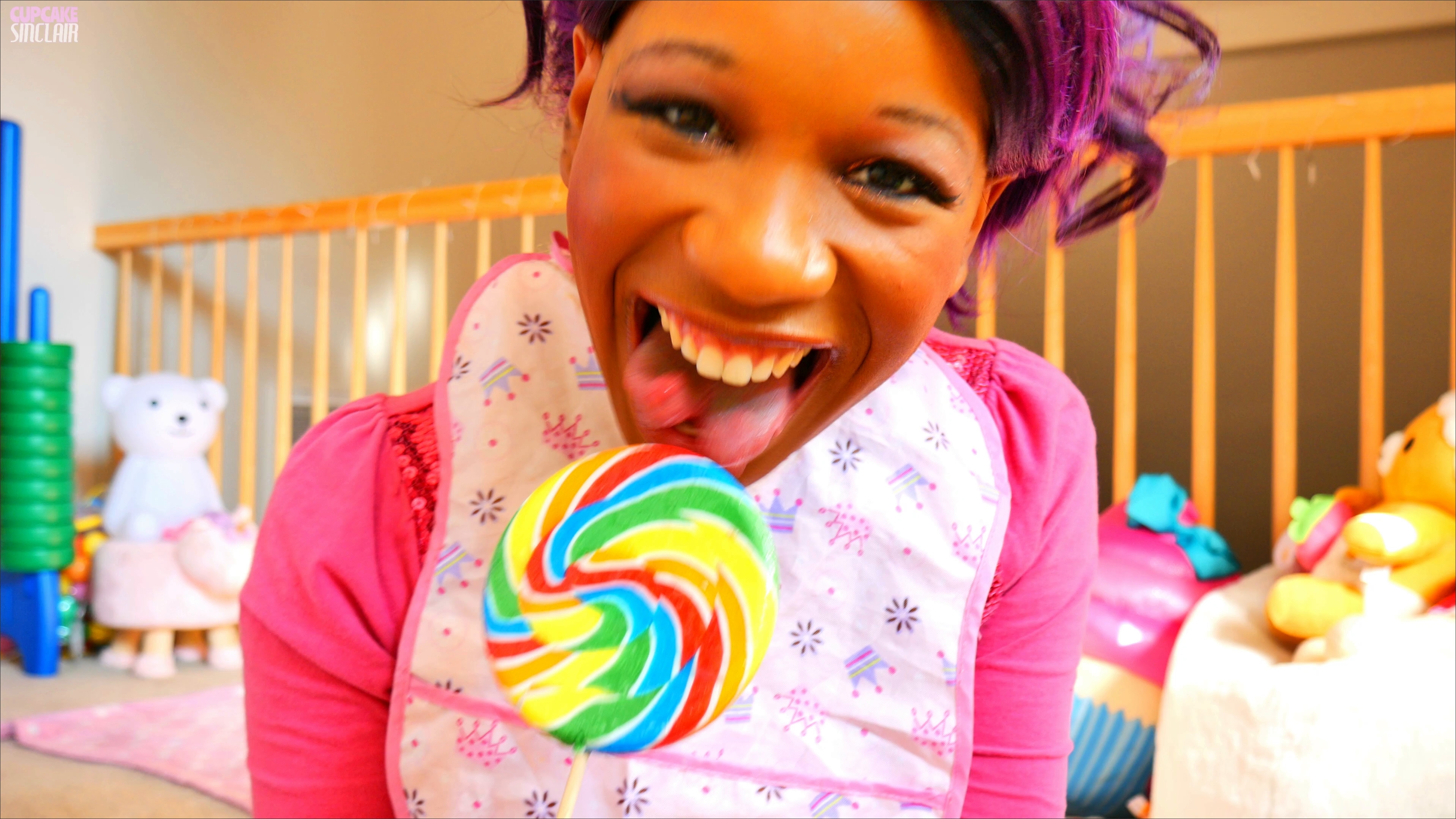 Subbie Cupcake Super Swirly Lolli Licking mp 4