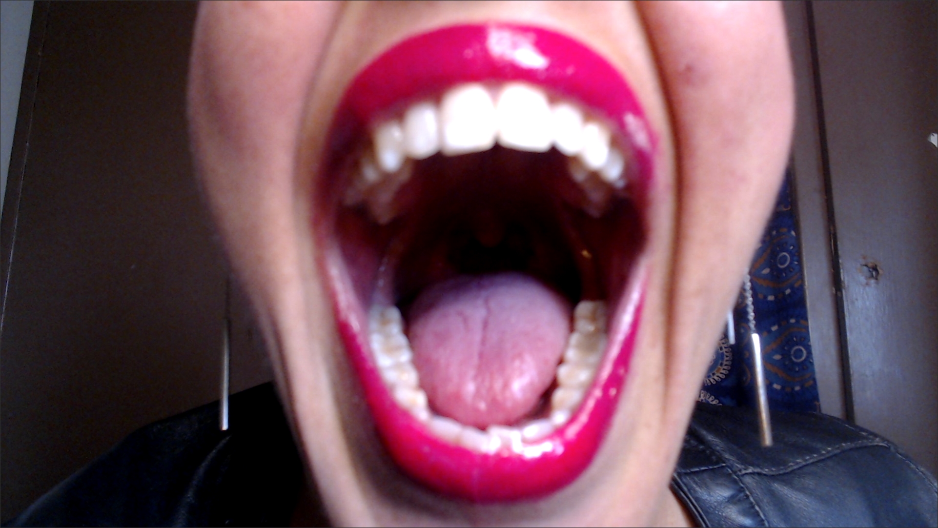 emprexkala Wet Tongue And Eyes Wide mov