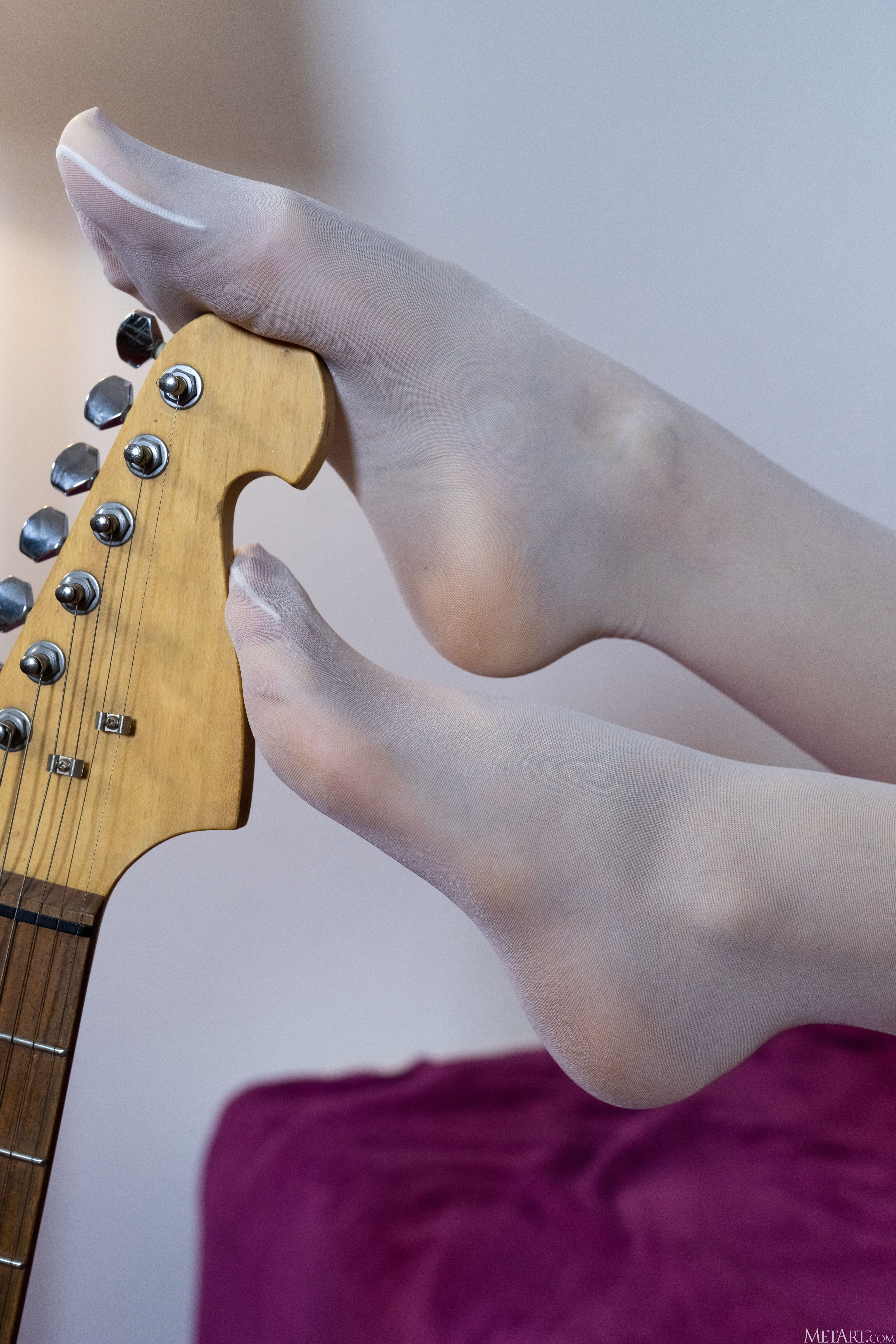 Met Art Play Along Purr Simona high 0034  (MetArt_Play-Along_Purr-Simona_high_0034.jpg) Image - 95409969 -  TurboImageHost.com