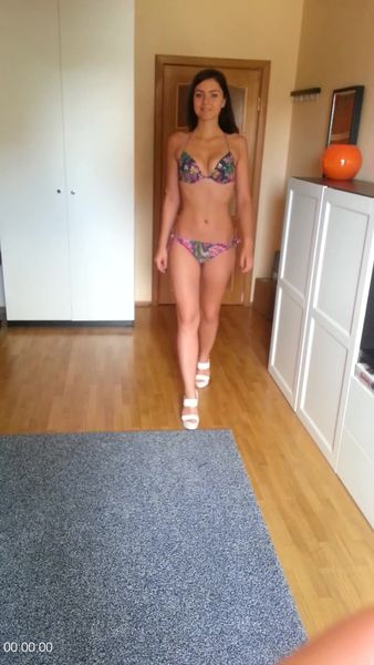 [Image: 112306293_Shabalina_Anastasia.jpg]
