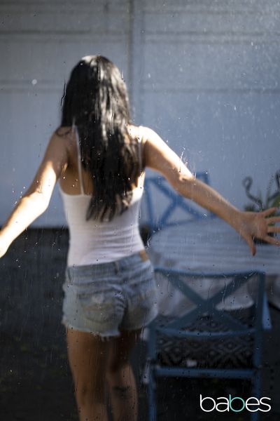 [Image: 126615227_0037.jpg]