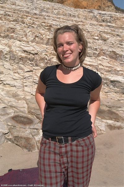 [Image: 128953388_0001.jpg]