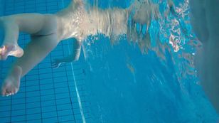 underwater_voyeur_in_sauna_pool z7otskcesu