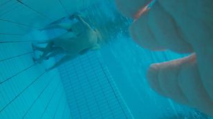 underwater_voyeur_in_sauna_pool z7otslfdt1