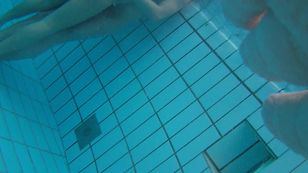 underwater_voyeur_in_sauna_pool u7otslo2yx