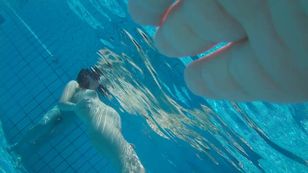 underwater_voyeur_in_sauna_pool c7otsmhjff