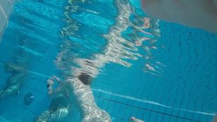 underwater_voyeur_in_sauna_pool i7otsmjvxn