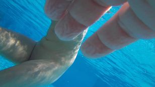 underwater_voyeur_in_sauna_pool v7otsmnbz4