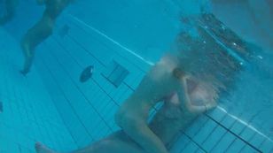 underwater_voyeur_in_sauna_pool c7otsngqjx