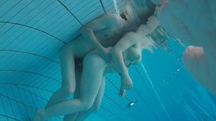 underwater_voyeur_in_sauna_pool c7otsnr1su