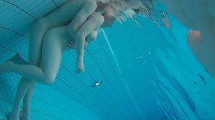 underwater_voyeur_in_sauna_pool p7otsnsx7s