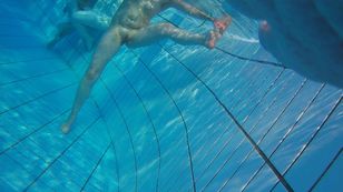 underwater_voyeur_in_sauna_pool s7otsphhpe
