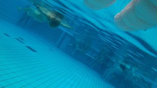 underwater_voyeur_in_sauna_pool c7otspm3m5
