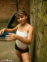 [Image: 78392273_simone18.com-07-006.jpg]