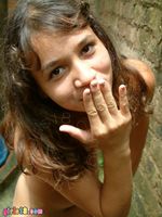 [Image: 78392379_simone18.com-07-107.jpg]