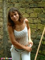 [Image: 78392420_simone18.com-07-145.jpg]