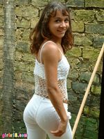 [Image: 78392425_simone18.com-07-150.jpg]