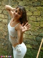 [Image: 78392428_simone18.com-07-153.jpg]