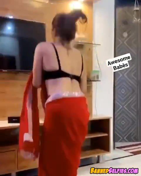 Areli – Quick Tease 18 Years Old On Tiktok