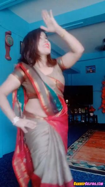 Destinee – Quick Tease Shy Teen On Tiktok