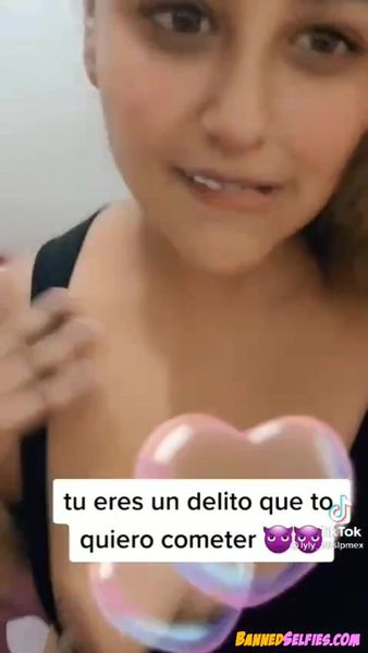 Gianna – 19 Years Cheerleader Babe Epic Nude Selfie On Instagram