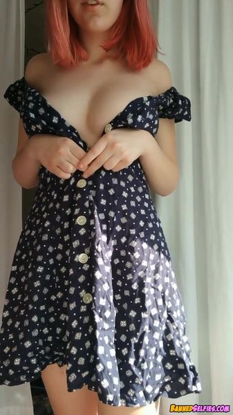 Rosa – Teen Nude Tiktok Selfie