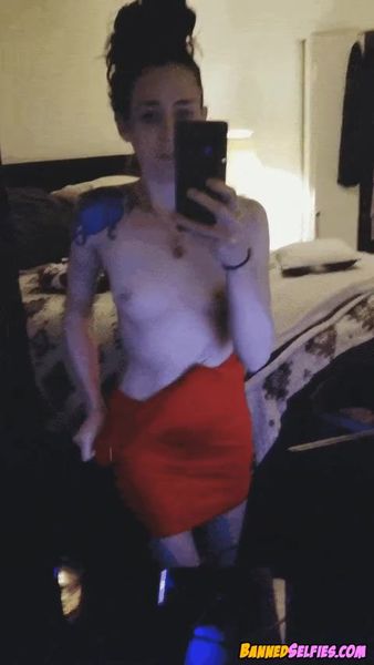 [Image: 97727715_Micaela_-_Nude_Tiktok_Selfie.Cover2.jpg]